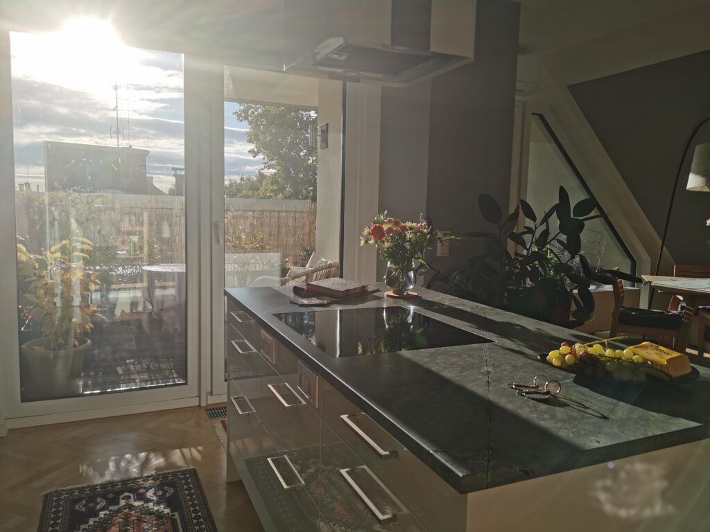 Blick zur Dachterrasse